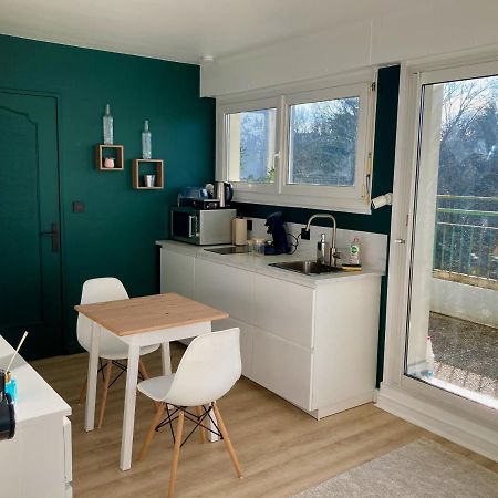 Appartement Avec Terrasse Et Parking Gratuit Accole 蒙贝利亚尔 外观 照片